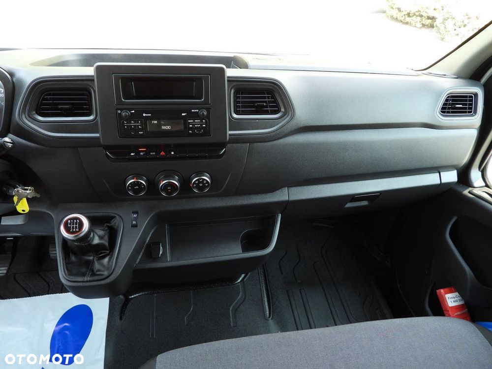 Renault MASTER KONTENER 8 PALET TEMPOMAT LEDY KLIMATYZACJA  165KM - 27