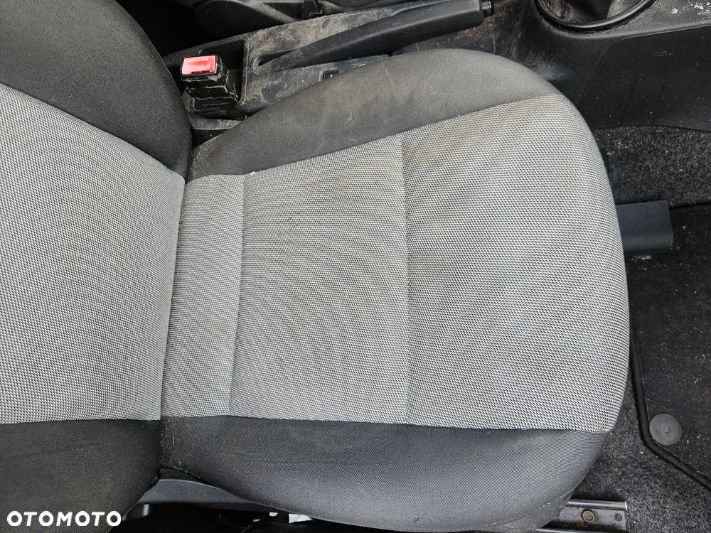 Skoda Roomster I Fabia II fotel przód przedni prawy - 2