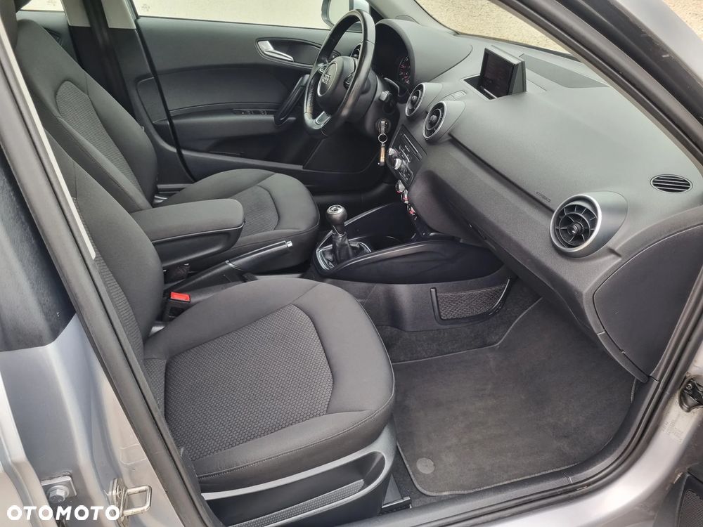Audi A1 Sportback 1.4 TFSI Design - 10