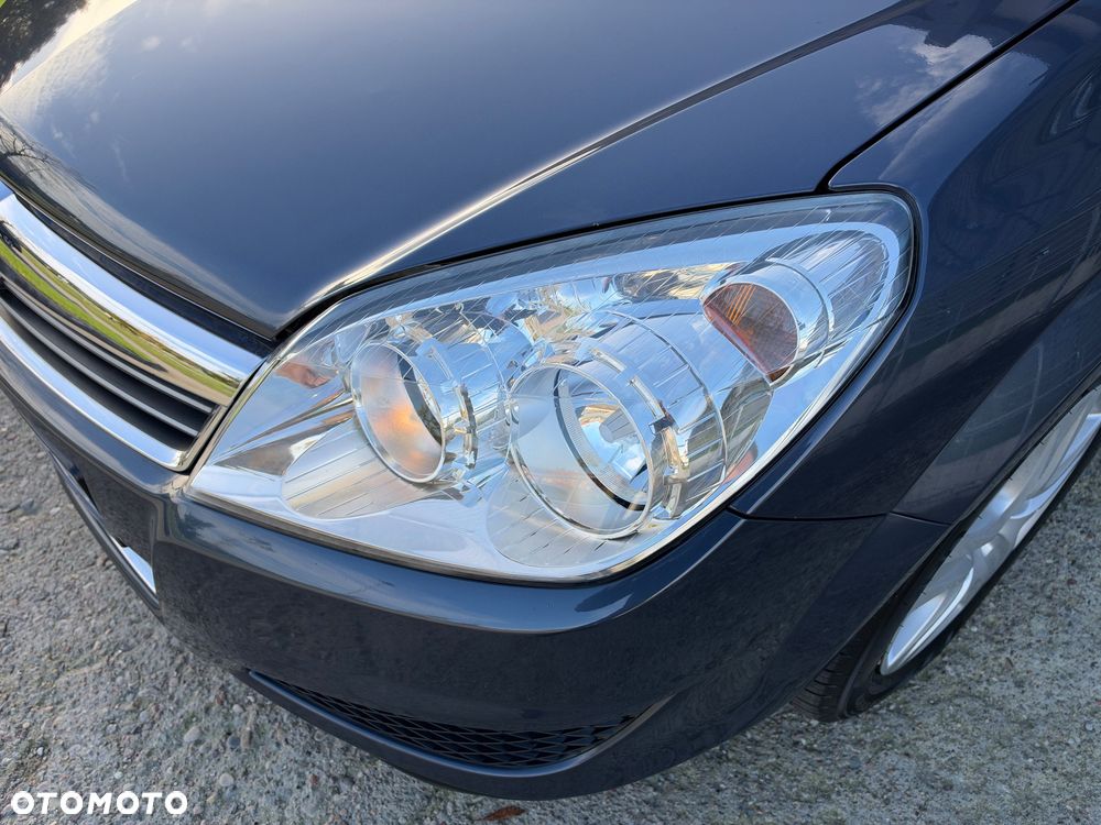 Opel Astra - 35