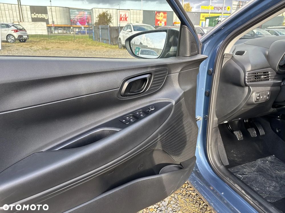 Hyundai i20 1.2 Modern - 10