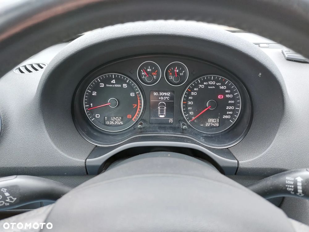 Audi A3 Sportback - 12