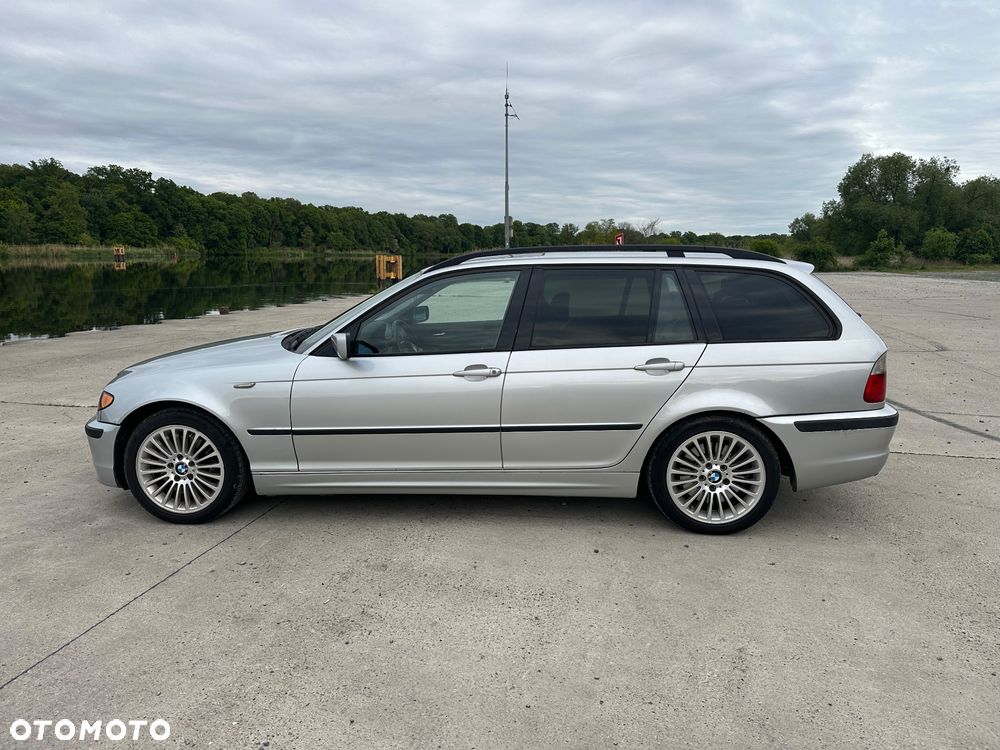 BMW Seria 3 330xi - 9