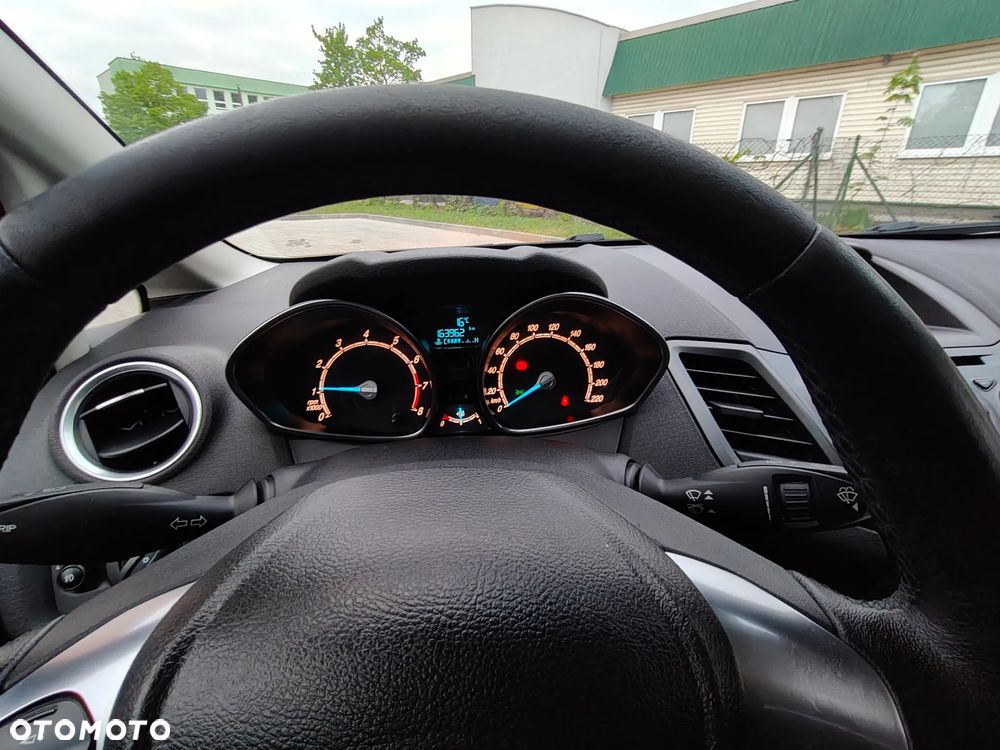 Ford Fiesta - 18