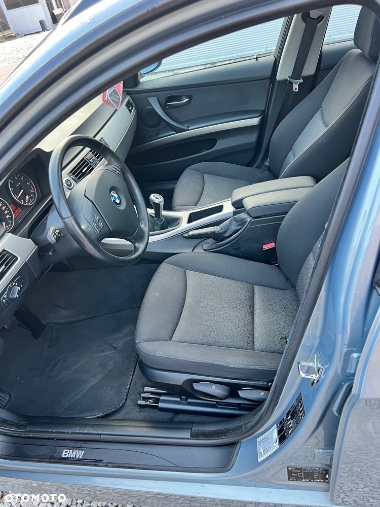 BMW Seria 3 - 11