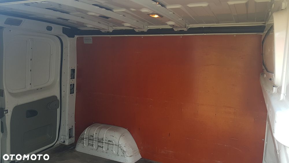 Opel Vivaro - 4