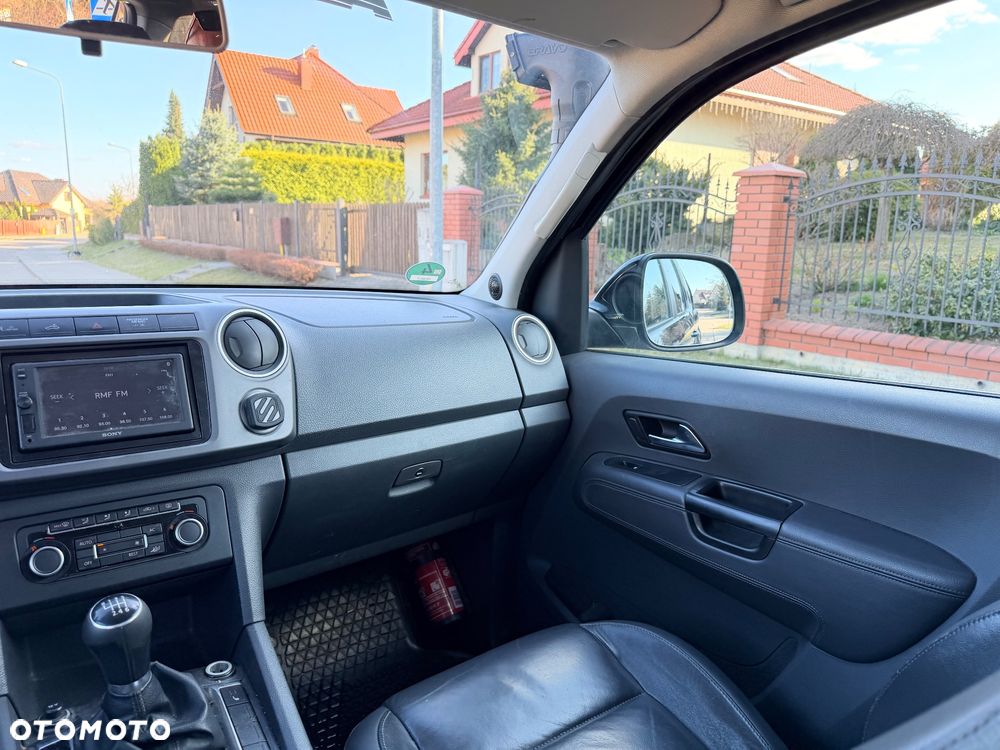 Volkswagen Amarok - 11