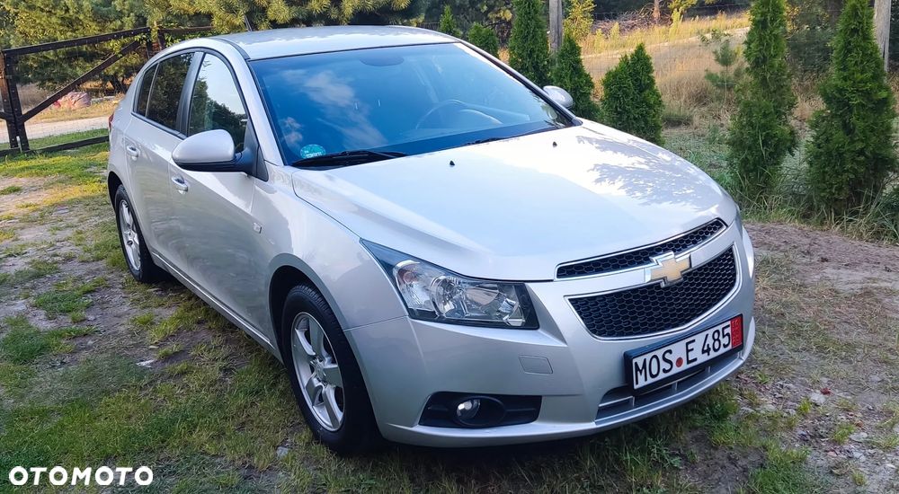 Chevrolet Cruze - 22