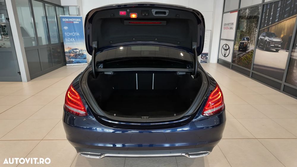 Mercedes-Benz C 250 (BlueTEC) d 7G-TRONIC - 40