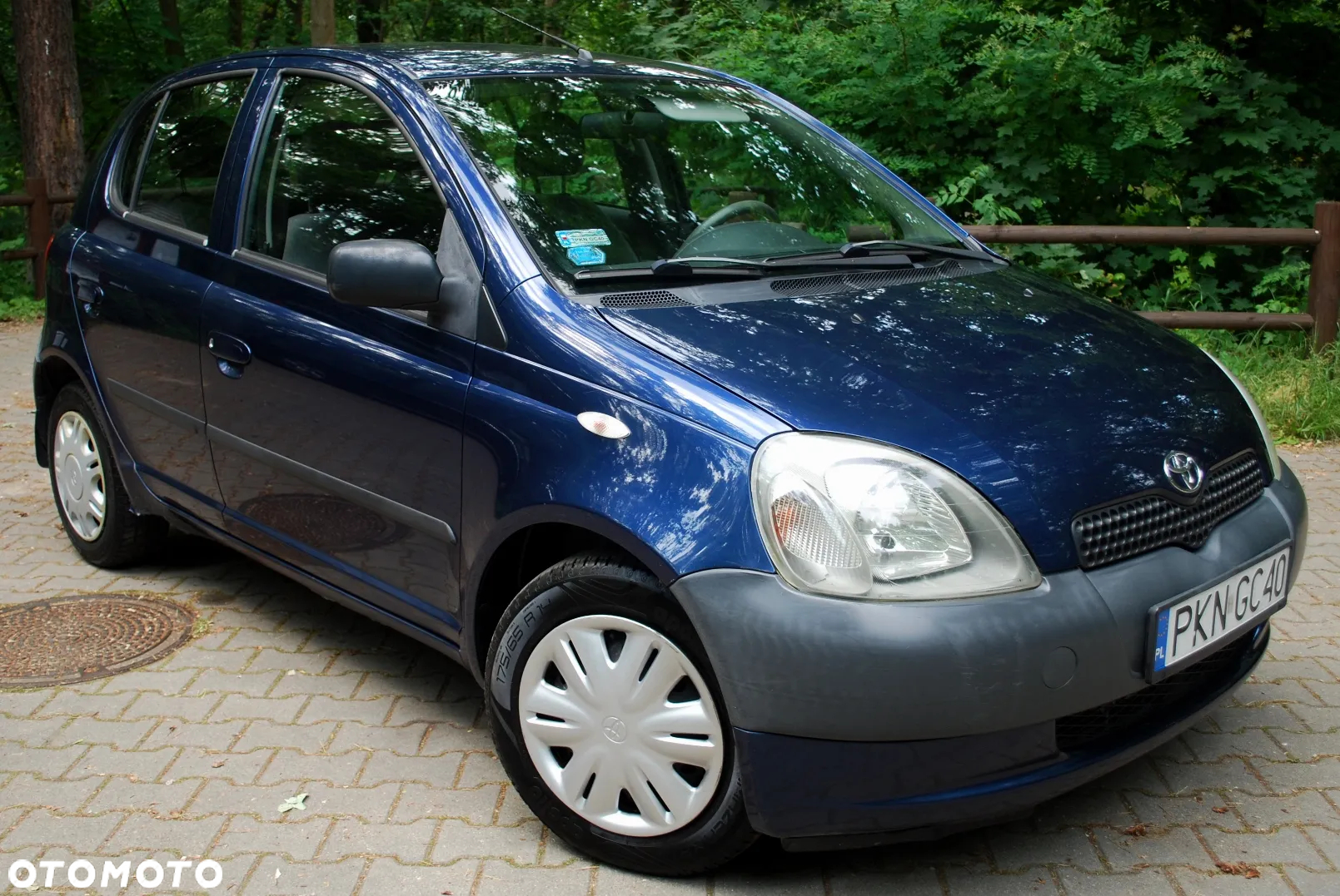 Toyota Yaris 1.0 Luna - 2