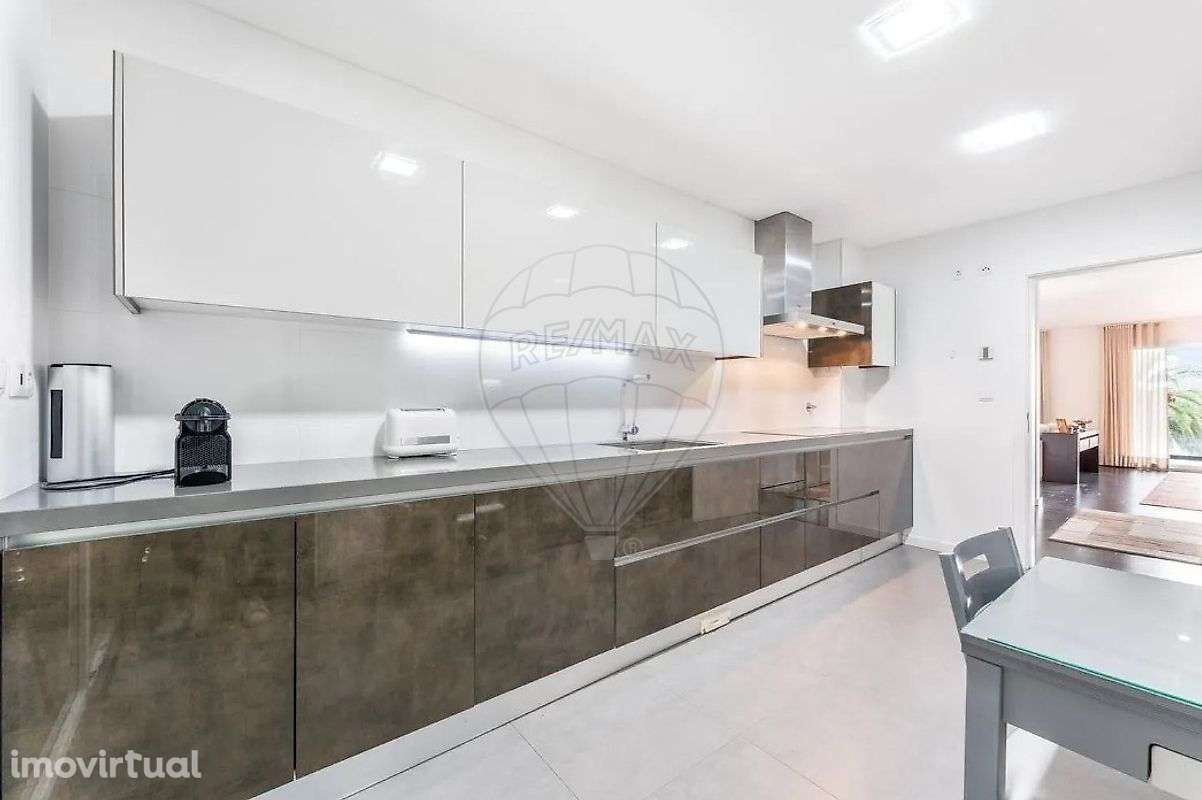 Apartamento T4 para venda - Grande imagem: 4/6
