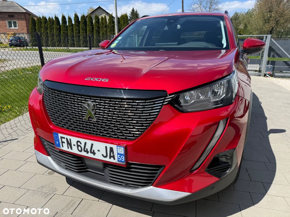 Peugeot 2008 1.5 BlueHDi Allure S&S EAT8 - 1