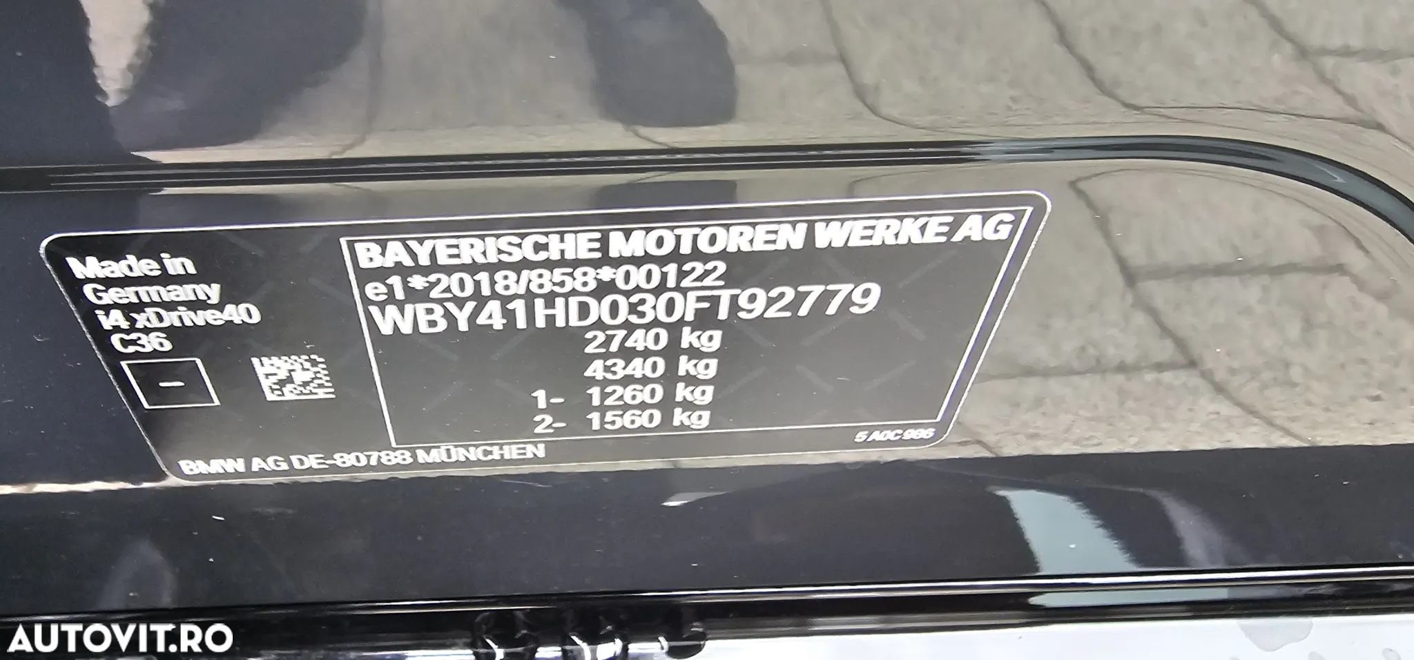 BMW i4 - 11