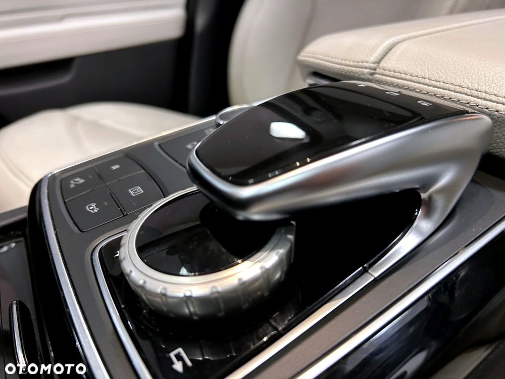 Mercedes-Benz GLE 500 4-Matic 9G-TRONIC - 17