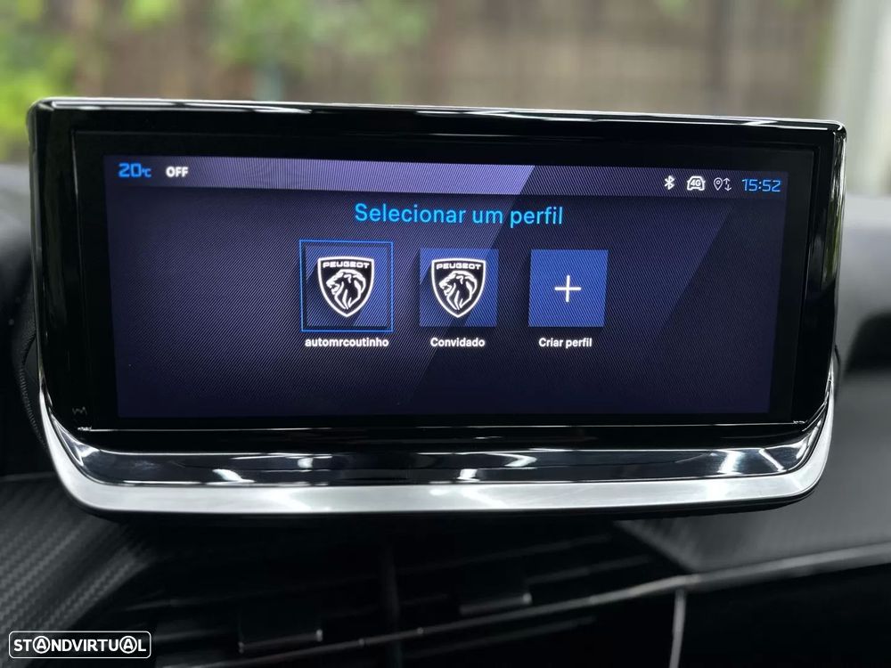 Peugeot 2008 1.2 Hybrid Allure e-DCS6 - 22