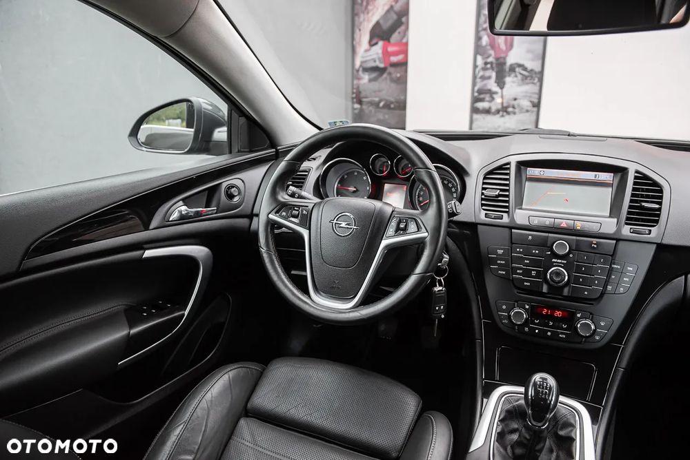 Opel Insignia 2.0 CDTI ecoFLEX Business Cosmo - 25