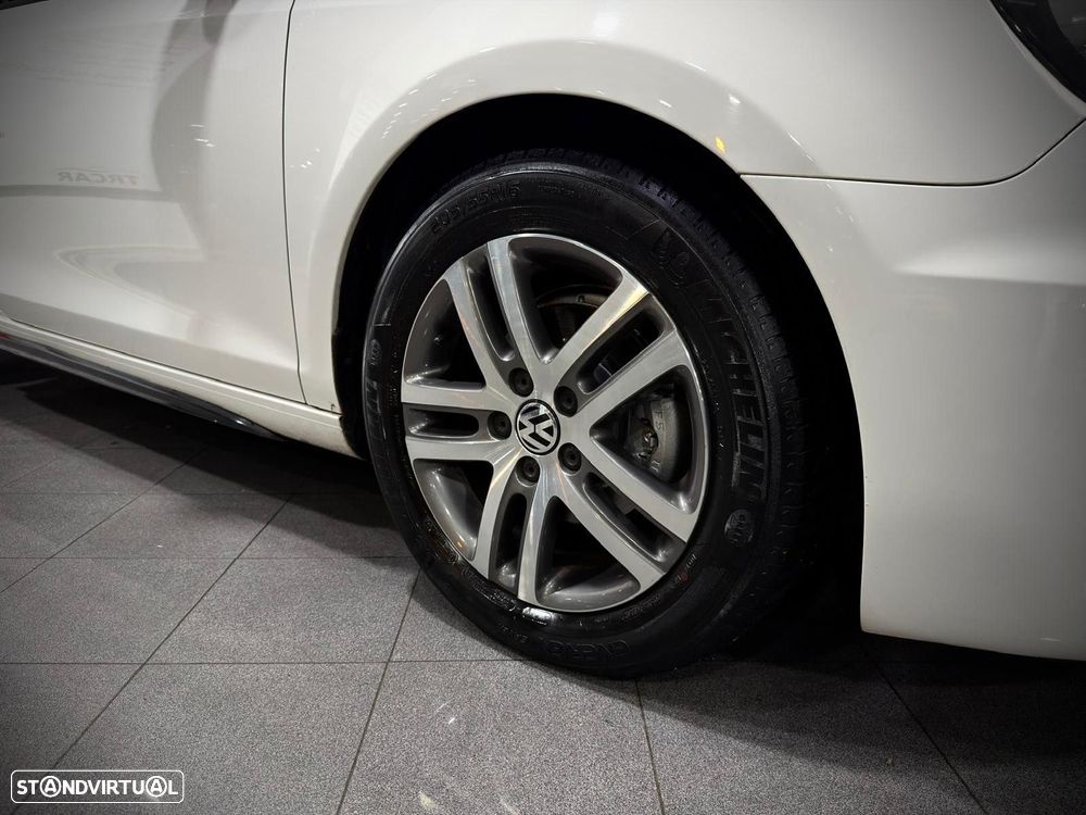 VW Golf 2.0 TDi Confortline - 19