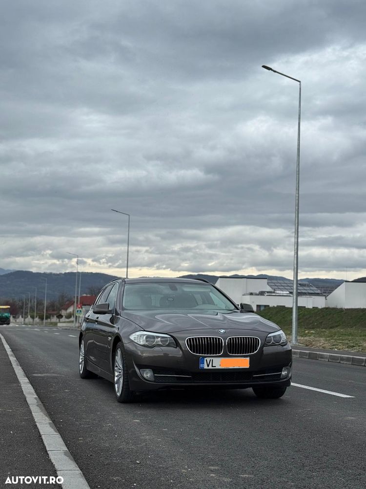 BMW Seria 5 520d - 15