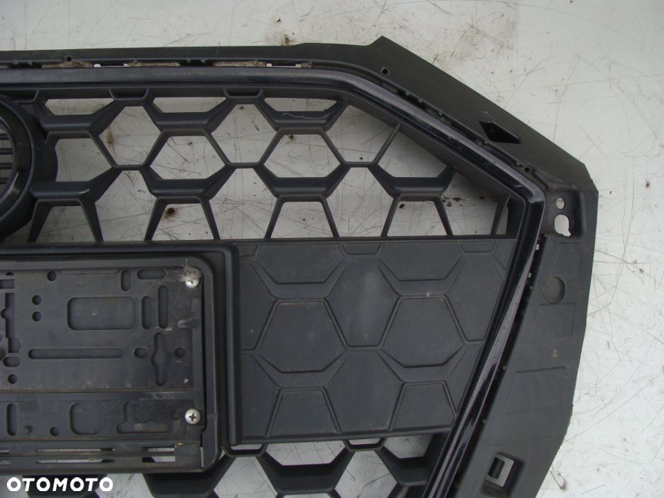 AUDI A1 II  ATRAPA CHŁODNICY GRILL 82A853651B - 4