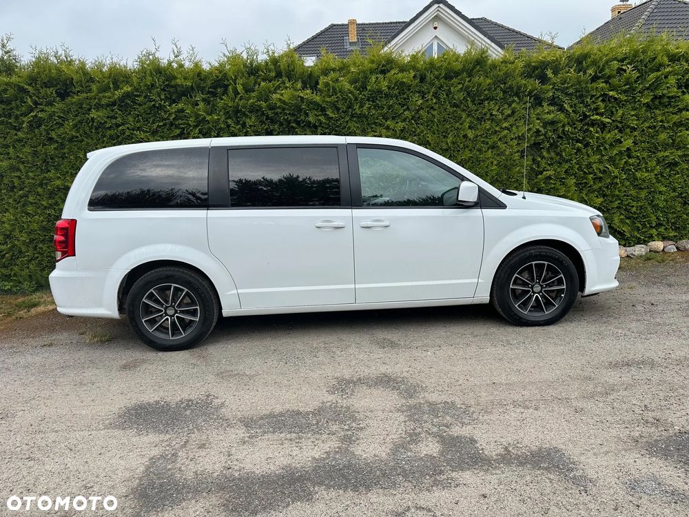 Dodge Grand Caravan 3.6 R/T - 2