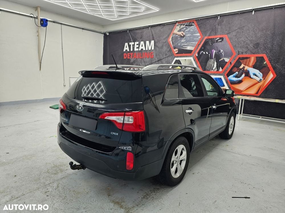 Kia Sorento 2.2 DSL BASE MT 4x2 - 10