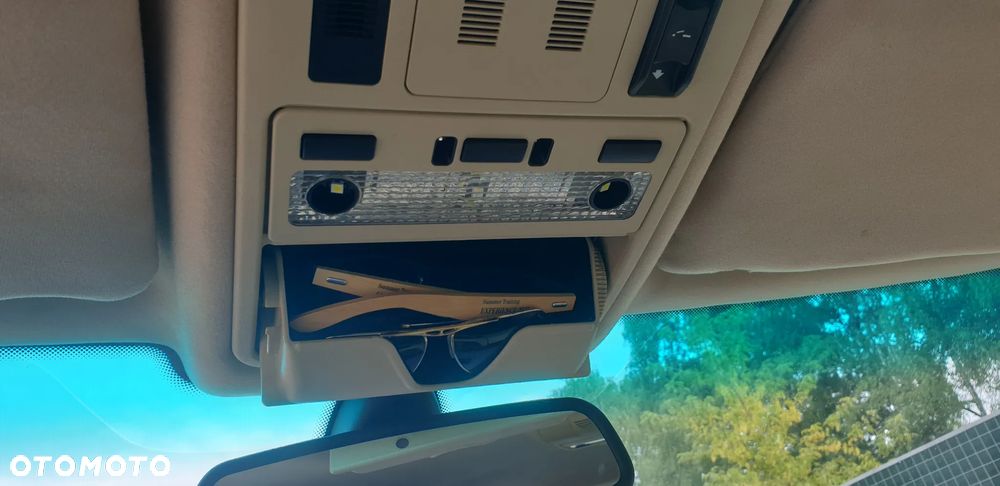 Land Rover Range Rover - 25