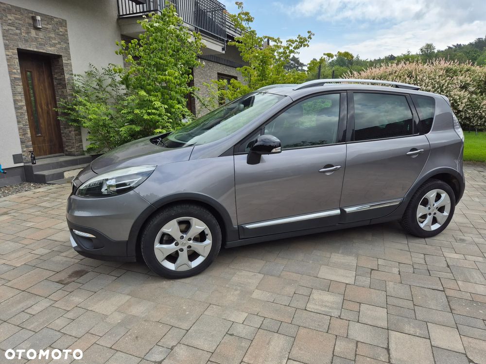 Renault Scenic Energy dCi 110 S&S Xmod Paris - 11