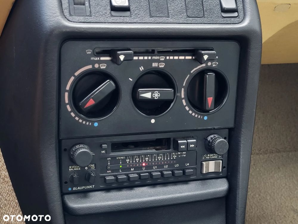 Mercedes-Benz W123 - 10