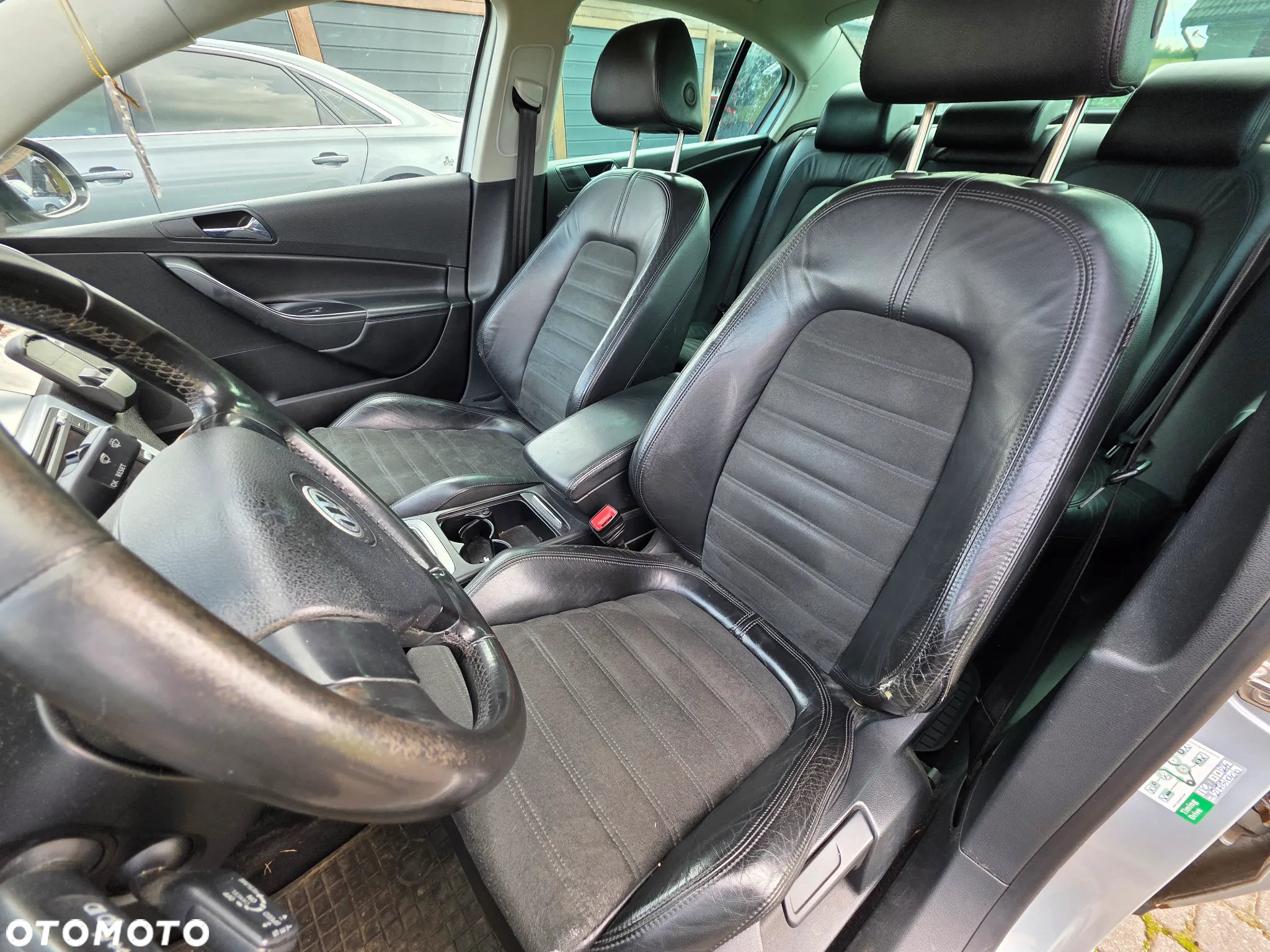 Volkswagen Passat 2.0 TDI Comfortline DSG - 5