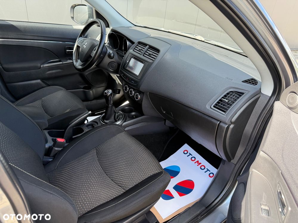 Mitsubishi ASX - 15