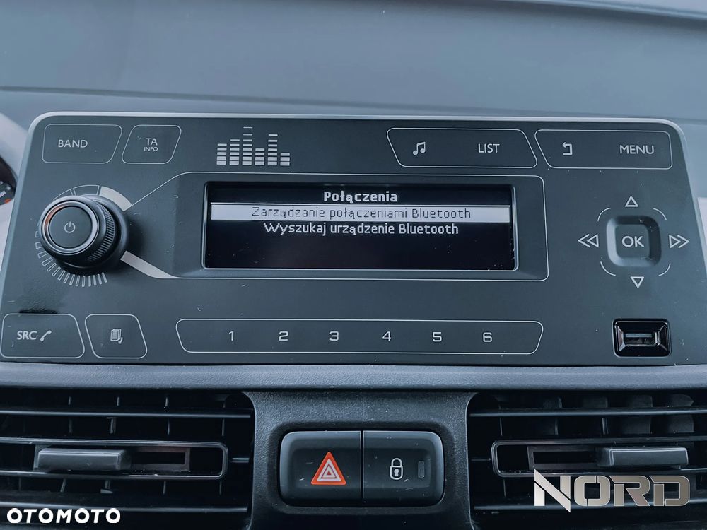 Peugeot Partner 4x4 Long Asphalt - 32