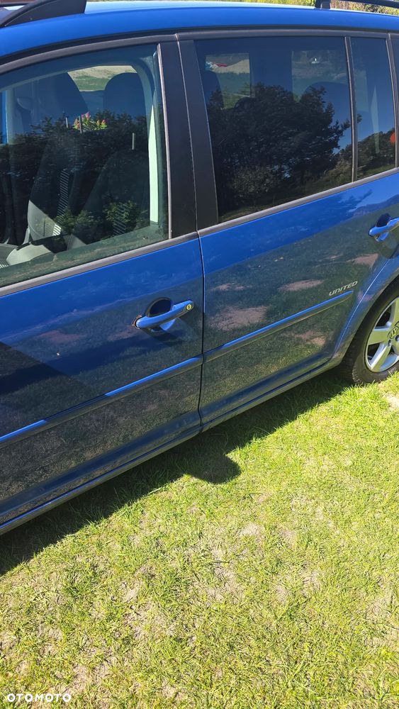 Volkswagen Touran 1.9 TDI Highline - 5