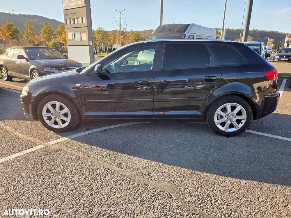 Audi A3 2.0 TDI Sportback DSG Attraction - 5