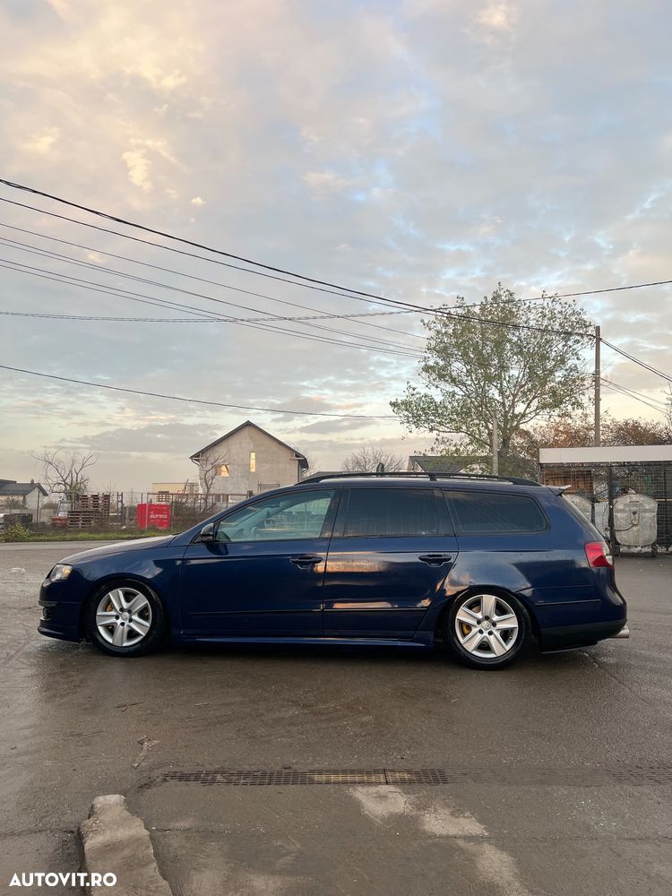 Volkswagen Passat Variant 2.0 TDI BlueMotion Technology R-Line - 2