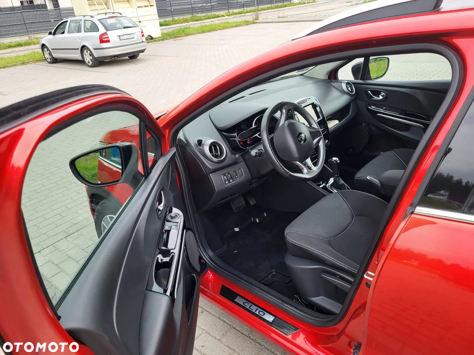 Renault Clio 1.2 TCe GT 120 EDC - 21