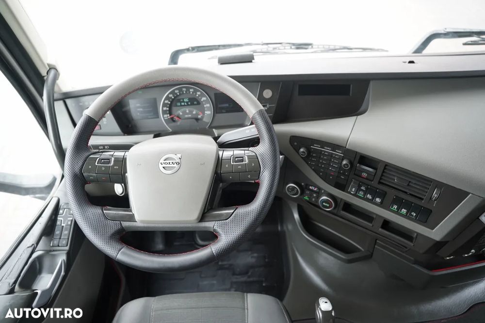 Volvo FH 460 / CABINĂ JOSĂ / I-SHIFT / - 28