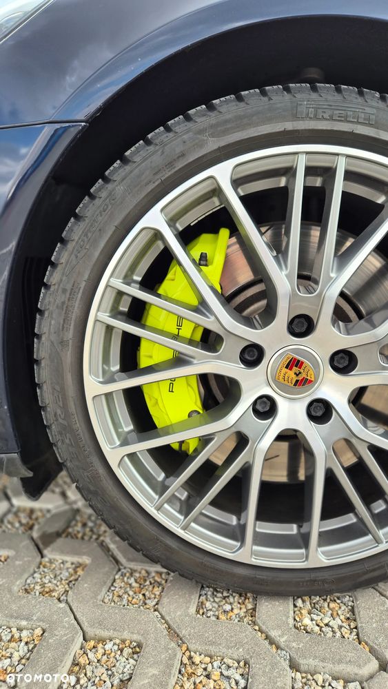 Porsche Panamera - 10