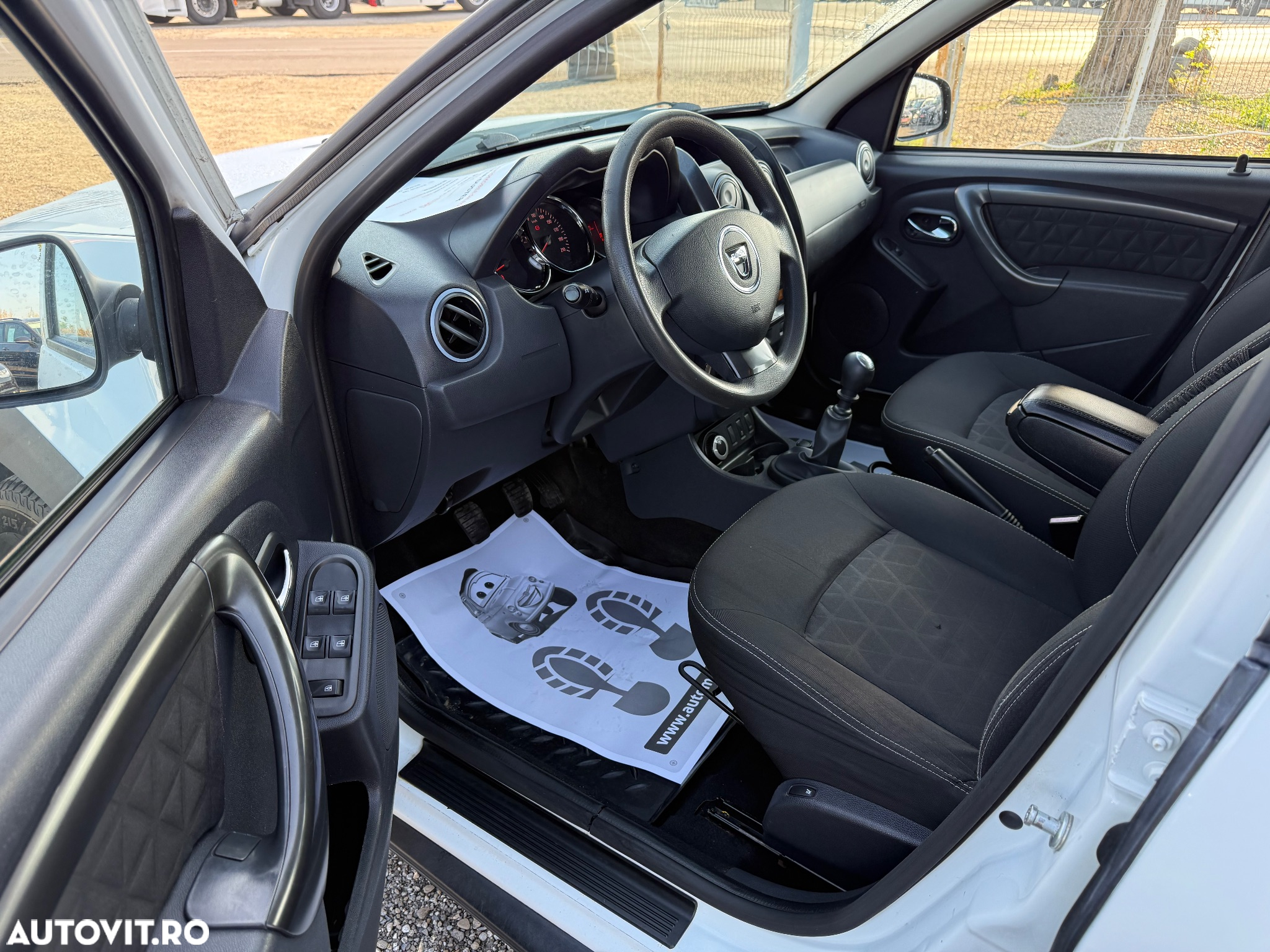 Dacia Duster 1.5 dCi 4x4 Laureate - 10