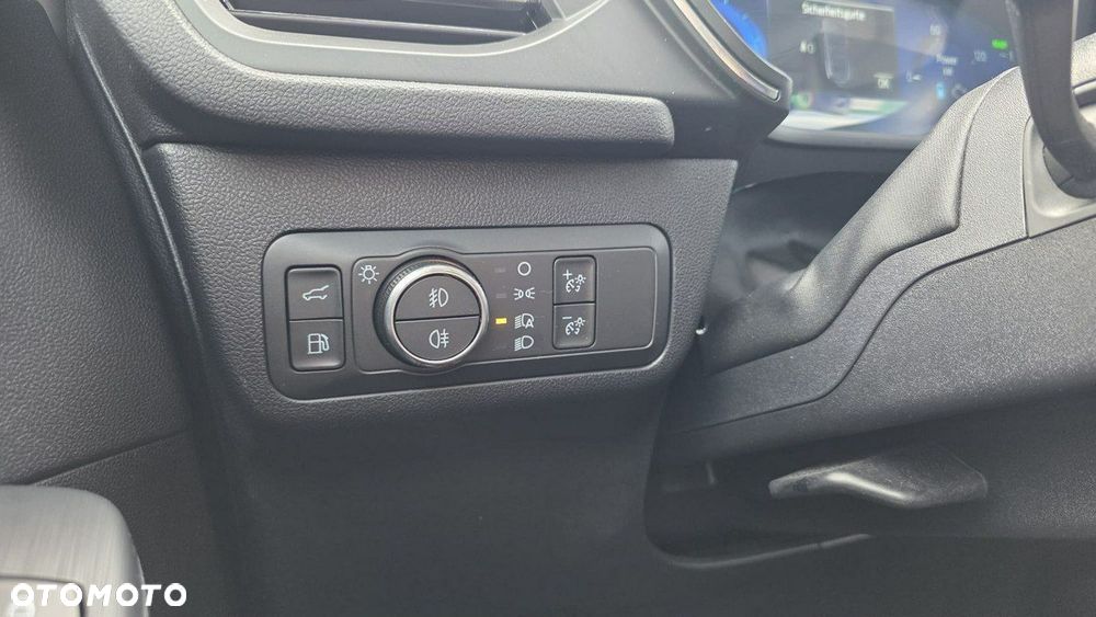 Ford Kuga - 21