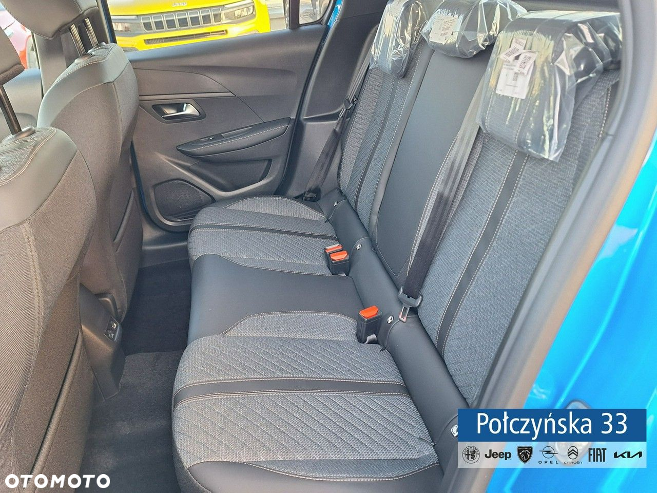 Peugeot 208 - 29