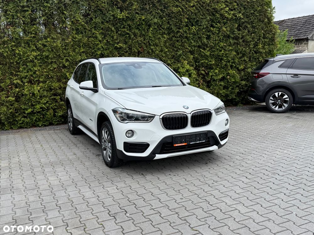 BMW X1 sDrive18d Sport Line - 2