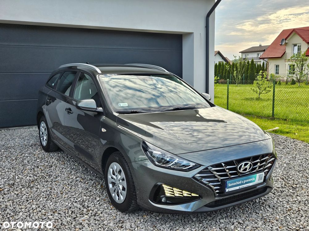 Hyundai i30 1.5 DPI Classic + - 35
