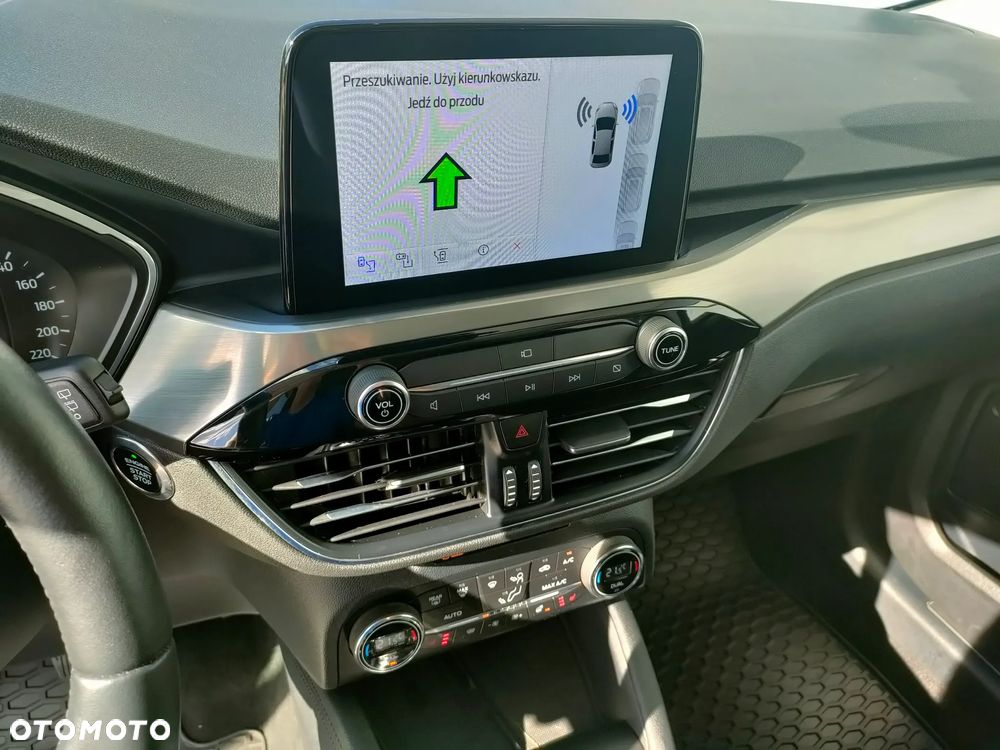 Ford Kuga 2.0 EcoBlue 4x4 TITANIUM - 19