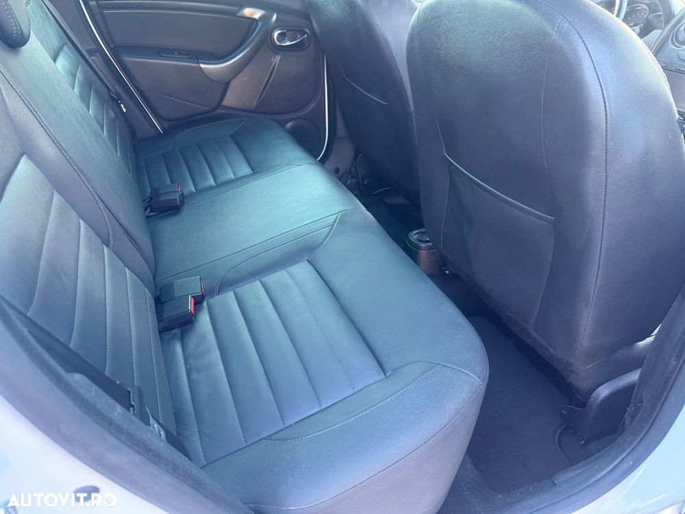 Dacia Duster 1.6 4x2 Prestige - 34