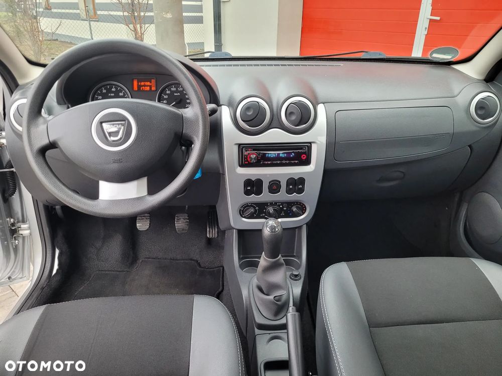Dacia Sandero Stepway2 1.6 - 25
