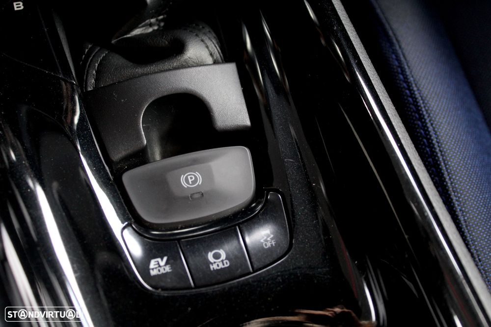 Toyota C-HR 1.8 HSD Comfort+P.Style - 18