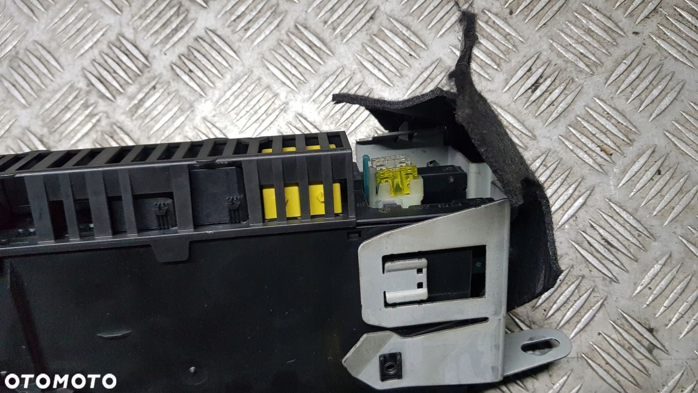 MERCEDES W211 MODUŁ SAM SKRZYNKA BEZPIECZNIKÓW 0025459901 - 7