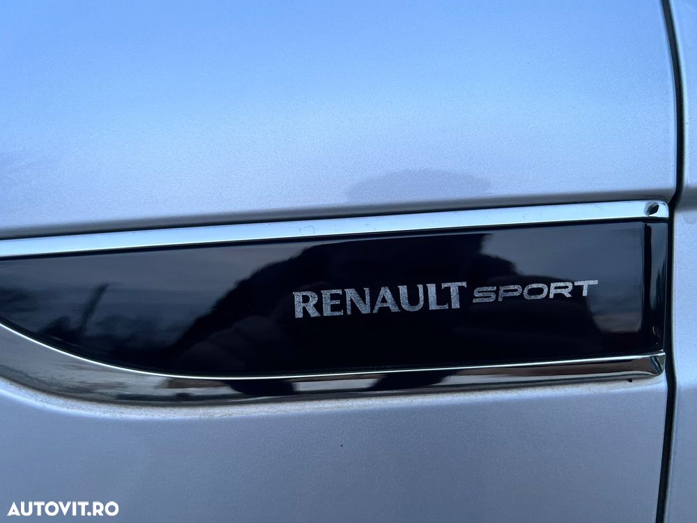 Renault Megane ENERGY TCe 205 EDC GT - 16