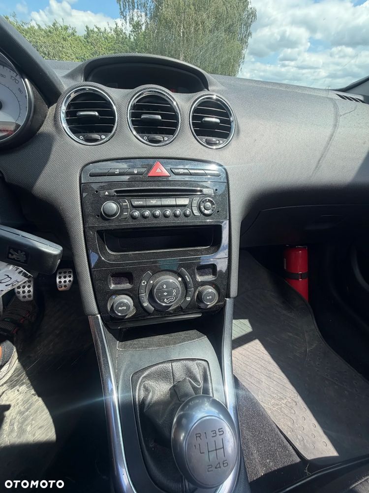 Peugeot 308 CC HDi FAP 110 Premium - 28