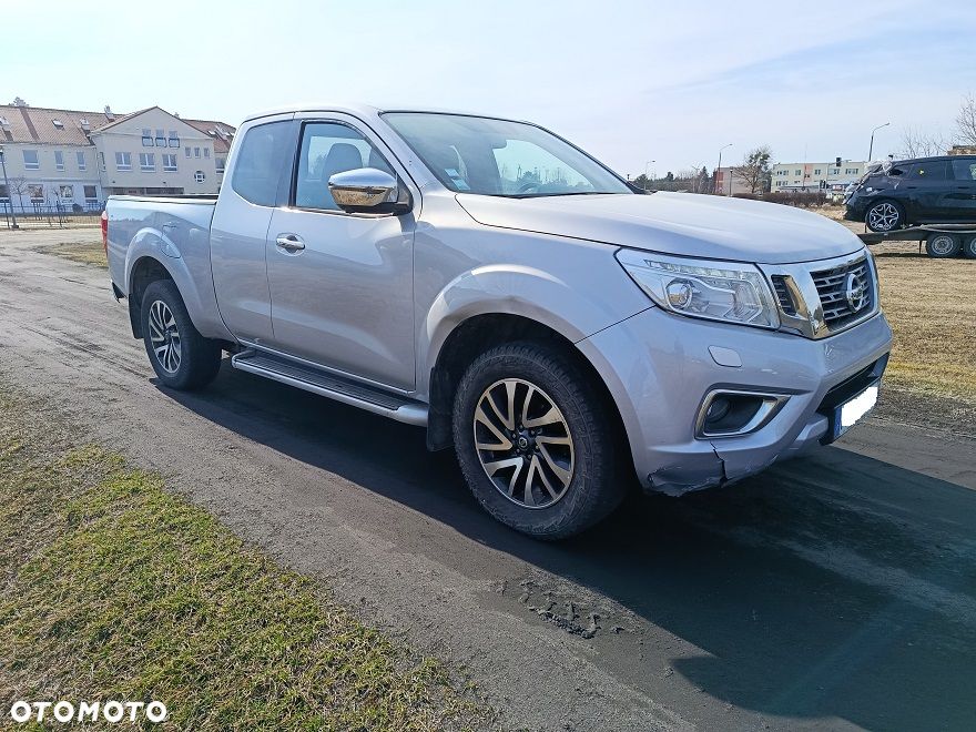 Nissan Navara - 1